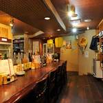モモセ精肉店 - 気軽に楽しめるカウンター