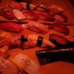 梅丘寿司の美登利 - スペシャルランチとボリュームランチ