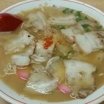 来々軒 - 味噌が主張しすぎずベースの豚骨スープが活きているのがいい！