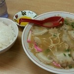 来々軒 - 味噌チャーシュー麺７００円とライス２００円　計９００円