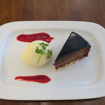 AU GAMIN DE TOKIO table - ランチセットで追加デザート