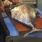 よねさん - ＜2016年6月再訪＞浪人鯵を捌く