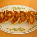 長崎楼 - 餃子：350円