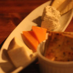 バー アスター - チーズの盛り合わせ