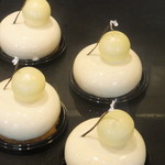 パティスリー オー フィル ドゥ ジュール - マダガスカル