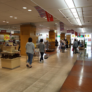 マルカンデパート大食堂_2