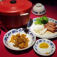 横浜中華街 重慶飯店 本館 - ランチ２１００円コース（前菜、ザーサイ、ご飯）