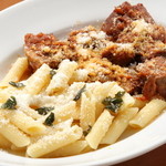 Penne and bocconcini (beef stew with tomatoes)