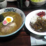 食事処 アカギ - ラーメン・カレーセット　900円