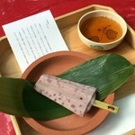 さるや - 氷室開き「氷の花」
      新メニュー☆丹波大納言小豆がゴロンゴロン入ってて贅沢♪