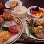 川崎日航ホテル カフェレストラン「ナトゥーラ」 - 朝から豪華‼️