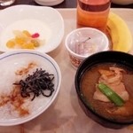 川崎日航ホテル カフェレストラン「ナトゥーラ」 - 和食もいきましょー