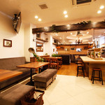 ビーガンカフェ チョイス - アンティークなインテリアがつくり出す、洗練された上質空間