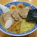 Chuukasobaaoba - チャーシュー麺はありません。特製になると、チャーシューとメンマ増量＋味付け玉子。