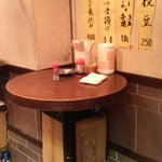 とり介 - 店内