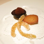 レストラン・ランス・ヤナギダテ - オレンジピール　トリュフ　フィナンシェ
