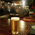 Yakumo Shokudou - 生ビール。ちゃぶ台の座敷