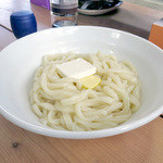 手打ちうどん ぶれーど・う - 釜揚げうどん＋バター＋ｋｉｒｉのクリームチーズ