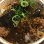 すき家 - マーボーナス牛丼（並盛）サラダセット ¥620 のマーボーナス牛丼（並盛）