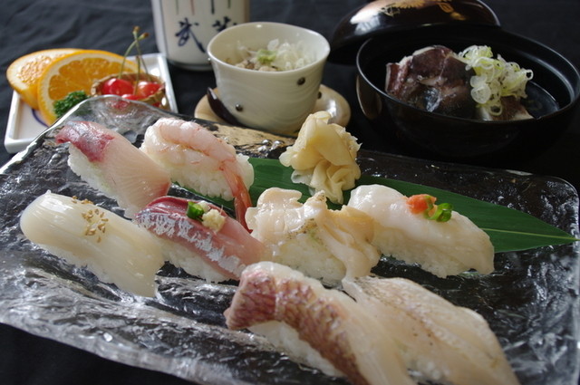 割烹食堂 伊豆菊 - 酒田（日本料理）の写真