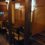 東心斎橋 ほおずき - 入口方面から撮りました。 和風的で落ち着いていますね。 デート使いとかも良さそうですね。