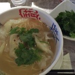 香家 - 2016年6月　海老ワンタン麺　パクチー別盛