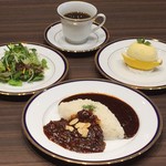 マルゼン カフェ - 「丸善」の早矢仕ライスと小説「檸檬」をモチーフにしたデザート檸檬。２つの味わいをお楽しみ頂ける一押しセットメニューです