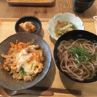自家製粉石臼挽きうどん 青空blue 本店 - 
