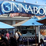 Cinnabon - 