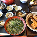 ようちゃん - 本日のおまかせ定食（煮魚）