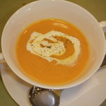 コルテロ - カボチャと人参の冷製スープ　300円