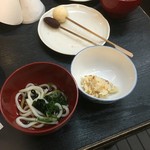 京そば処 志乃崎 - （天串バイキング）うどん、かやくご飯（お腹いっぱいなので一口分）、胡麻団子串