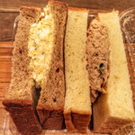 ザ・シティ・ベーカリー - ツナと卵のサンドイッチ