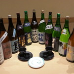 Shokuraku Sakaba Jibaru - 常に25～35種類の日本酒を用意しています♪