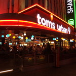 TOM'S URBAN - 