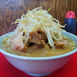 ラーメン二郎 - ラーメン小 豚入り（ニンニク）