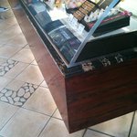 ロートンヌ 秋津本店 - マカロンが並んでます