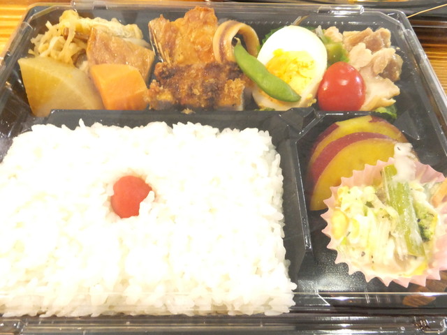 小池こまち（オイケコマチ） - 八郎潟（弁当）の写真