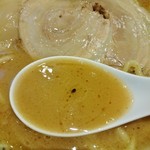 中華そばの濃厚スープ！