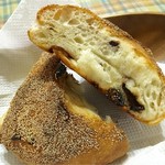 DONQ - 加塩バターといちじくの組み合わせ