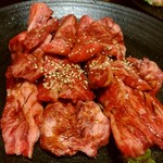 炭火焼肉 新家 - バラ