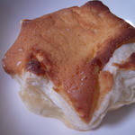 フラッグスベーカリー - チーズケーキ？のパイ