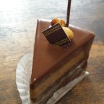 アテスウェイ - ノワゼッティーヌ　５３０円
      