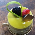 アテスウェイ - 印象的なグリーン♪