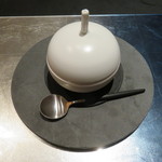 エクアトゥール - デザート1：桂花陳酒とパッション・フルーツ、生姜入り蜂蜜ヨーグルトと青りんごパウダー1