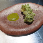 エクアトゥール - 前菜1：鮑の青さ海苔フリット、その肝のソース1