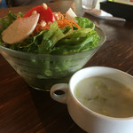 Cafe Beans - ランチのビーンズサラダとスープ