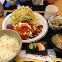 丸新 - ハンバーグランチ