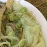 ラーメン専門店 天心 - ワンタン