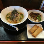 麺創 なな家 - 稚鮎甘露ごはん付
      『市ばん豚の冷やし塩ぶっかけそば』
      春巻